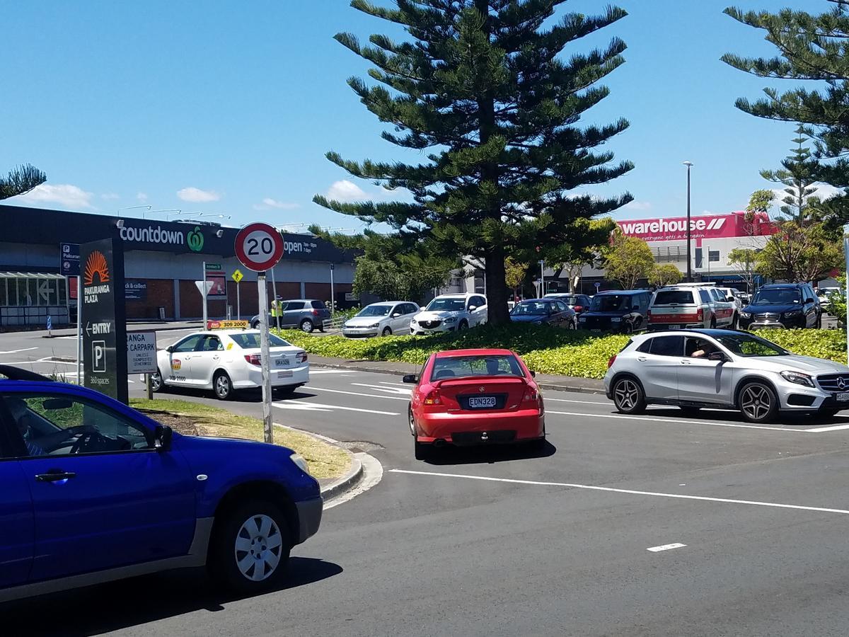 New Smart Home Nearby Plaza Auckland Luaran gambar