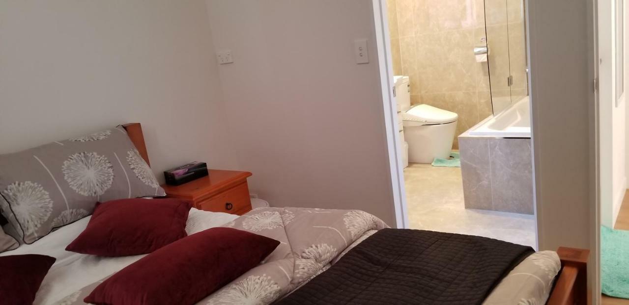 New Smart Home Nearby Plaza Auckland Luaran gambar