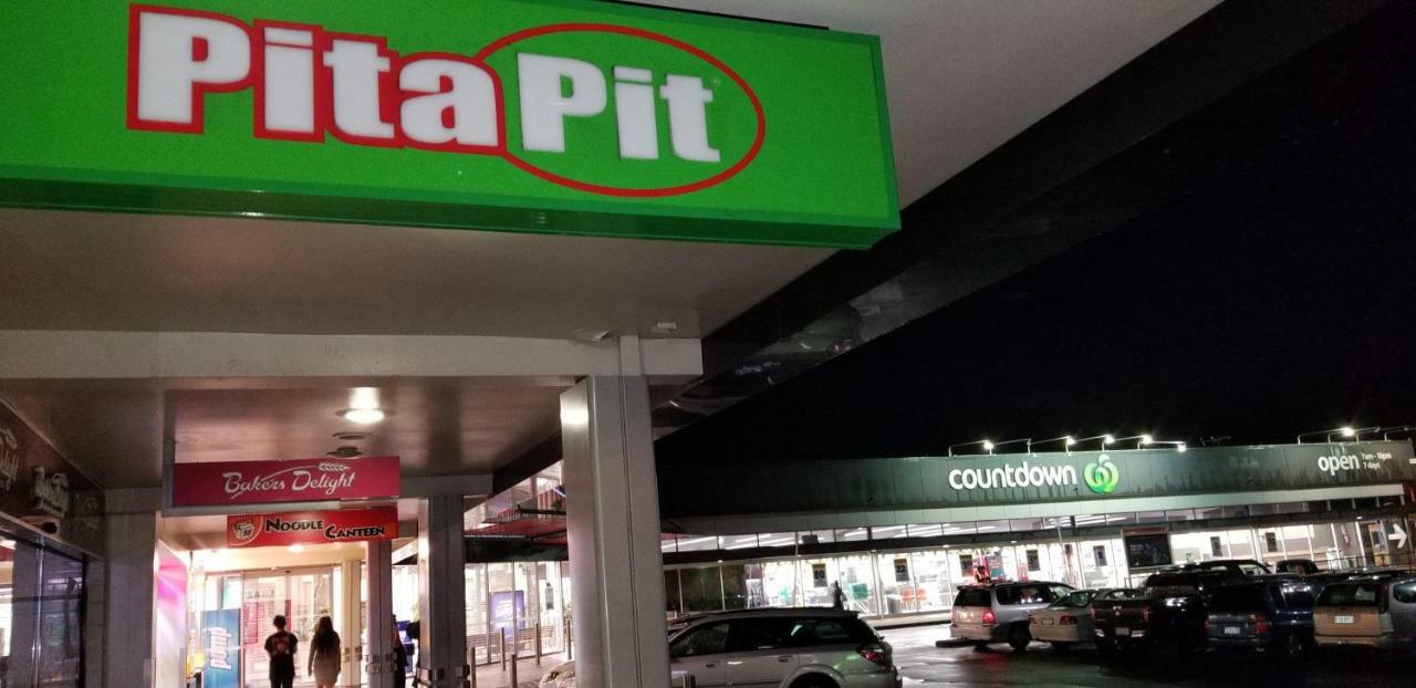 New Smart Home Nearby Plaza Auckland Luaran gambar
